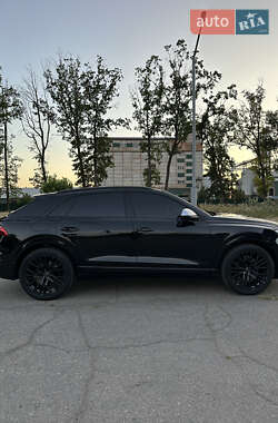 Внедорожник / Кроссовер Audi SQ8 2024 в 