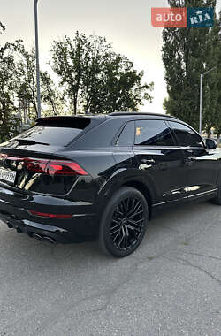 Внедорожник / Кроссовер Audi SQ8 2024 в 