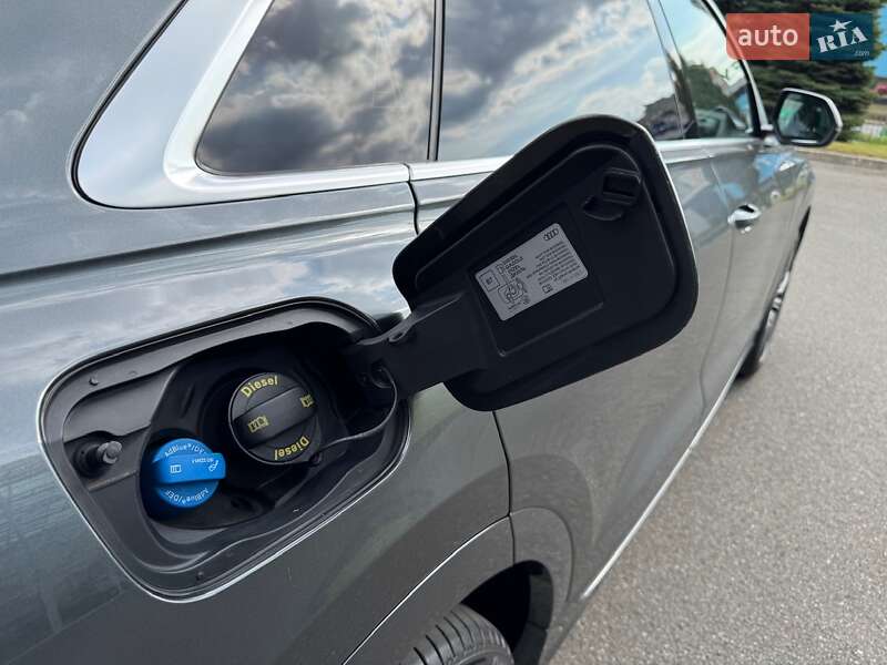 Внедорожник / Кроссовер Audi SQ8 2020 в Киеве