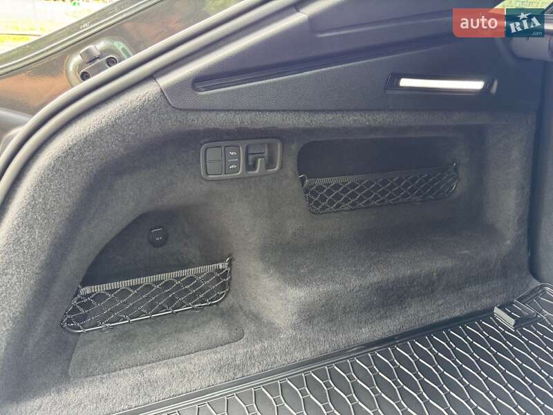 Внедорожник / Кроссовер Audi SQ8 2020 в Киеве