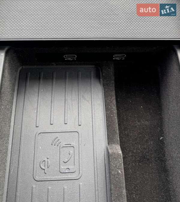 Внедорожник / Кроссовер Audi SQ8 2020 в Киеве