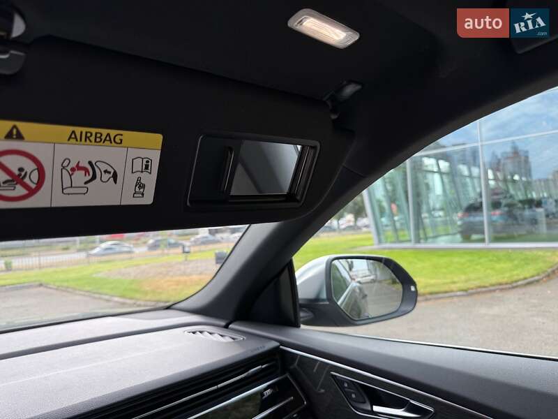 Внедорожник / Кроссовер Audi SQ8 2020 в Киеве