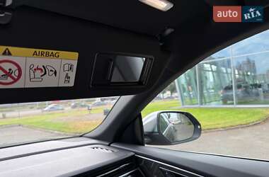 Внедорожник / Кроссовер Audi SQ8 2020 в 