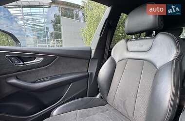 Внедорожник / Кроссовер Audi SQ8 2020 в 