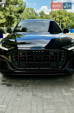 Внедорожник / Кроссовер Audi SQ8 2021 в 