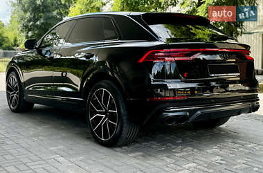 Внедорожник / Кроссовер Audi SQ8 2021 в 