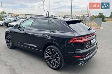 Внедорожник / Кроссовер Audi SQ8 2021 в 