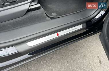 Внедорожник / Кроссовер Audi SQ8 2021 в 