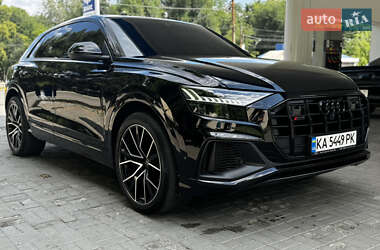Внедорожник / Кроссовер Audi SQ8 2021 в 