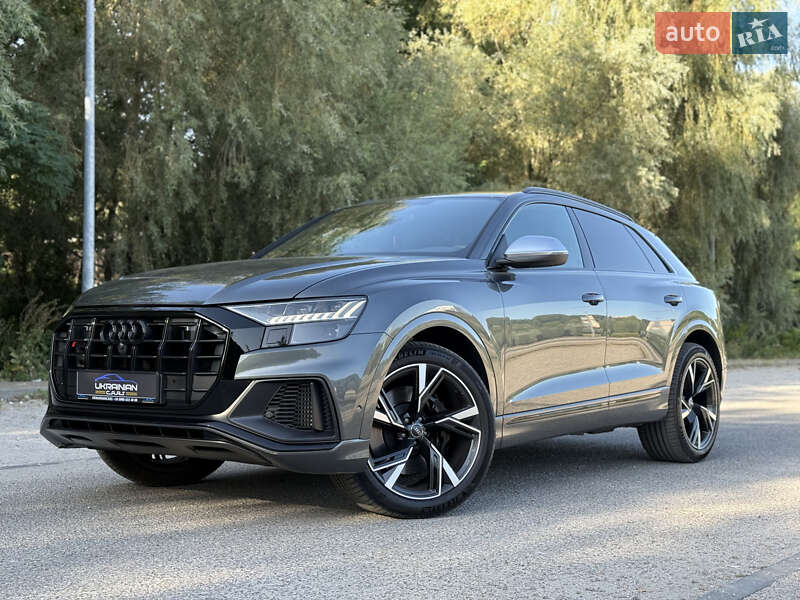 Внедорожник / Кроссовер Audi SQ8 2023 в 