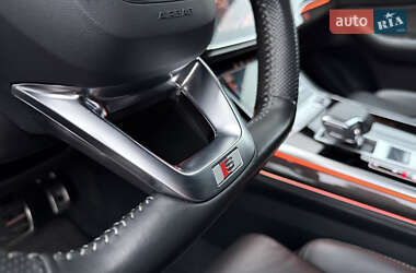 Внедорожник / Кроссовер Audi SQ8 2019 в 