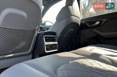 Внедорожник / Кроссовер Audi SQ8 2020 в 