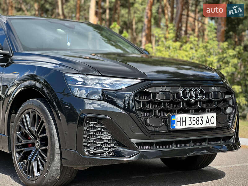 Внедорожник / Кроссовер Audi SQ8 2025 в Киеве