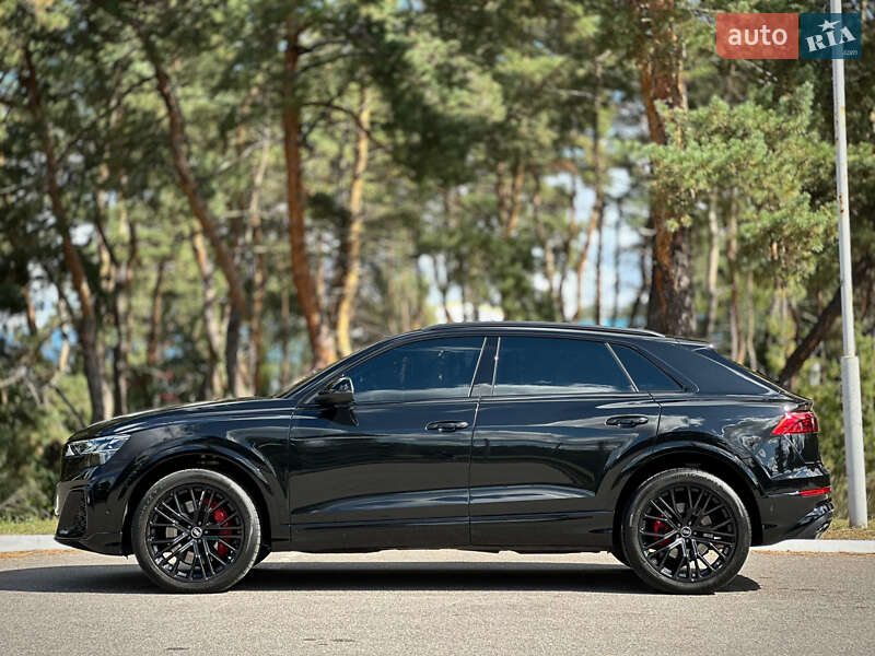 Внедорожник / Кроссовер Audi SQ8 2025 в Киеве