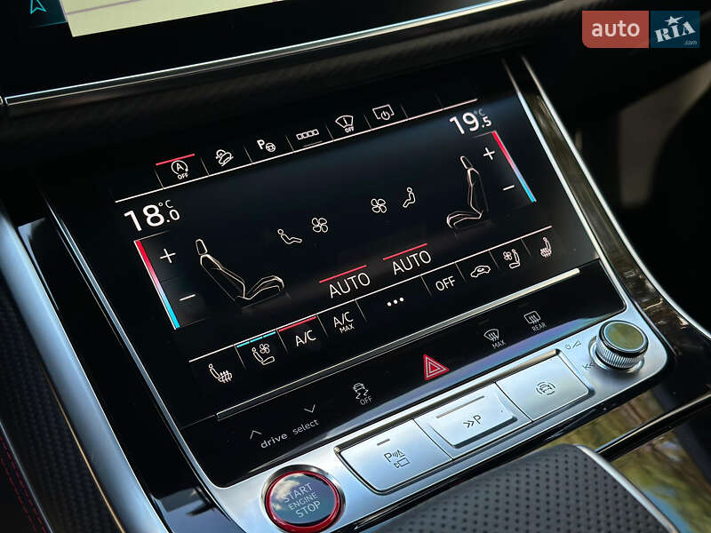 Внедорожник / Кроссовер Audi SQ8 2025 в Киеве