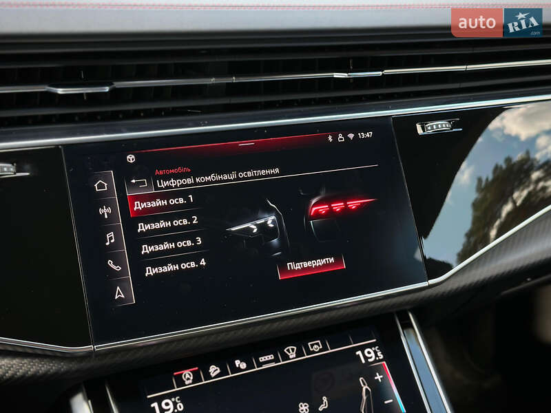 Внедорожник / Кроссовер Audi SQ8 2025 в Киеве