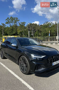 Внедорожник / Кроссовер Audi SQ8 2021 в 