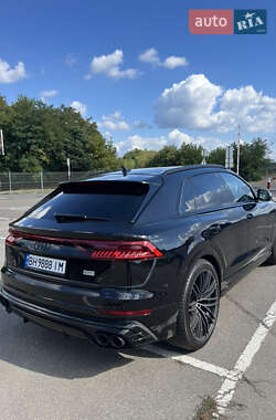 Внедорожник / Кроссовер Audi SQ8 2021 в 