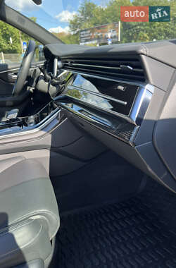Внедорожник / Кроссовер Audi SQ8 2021 в 