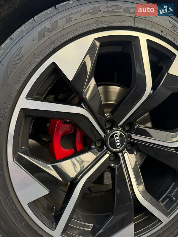 Внедорожник / Кроссовер Audi SQ8 2022 в Ивано-Франковске