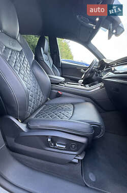 Внедорожник / Кроссовер Audi SQ8 2021 в 