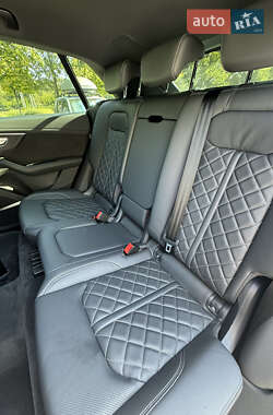 Внедорожник / Кроссовер Audi SQ8 2021 в 