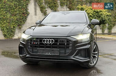 Внедорожник / Кроссовер Audi SQ8 2019 в 