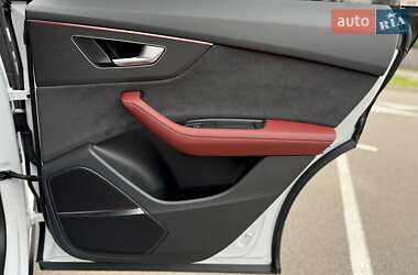 Внедорожник / Кроссовер Audi SQ8 2024 в 