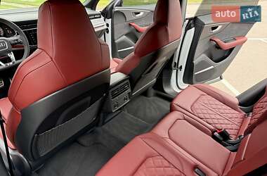 Внедорожник / Кроссовер Audi SQ8 2024 в 