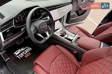 Внедорожник / Кроссовер Audi SQ8 2024 в 