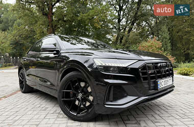Внедорожник / Кроссовер Audi SQ8 2020 в 