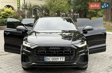 Внедорожник / Кроссовер Audi SQ8 2020 в 