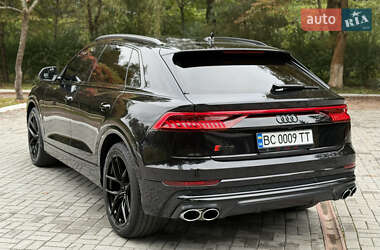 Внедорожник / Кроссовер Audi SQ8 2020 в 