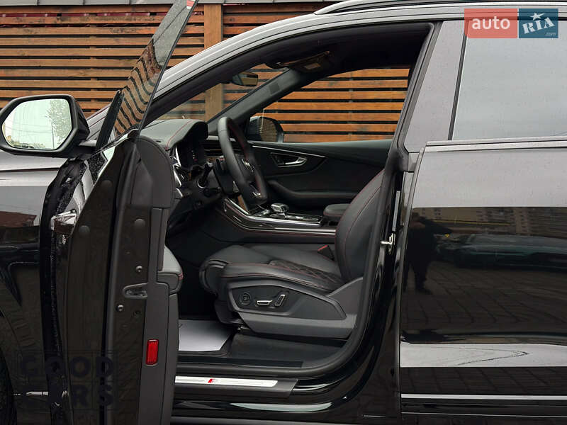 Внедорожник / Кроссовер Audi SQ8 2024 в Одессе