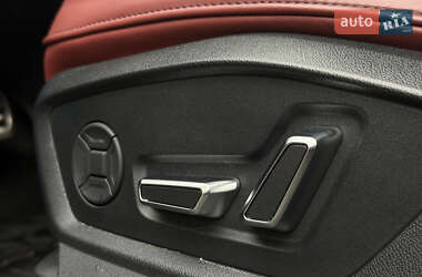 Внедорожник / Кроссовер Audi SQ8 2023 в 