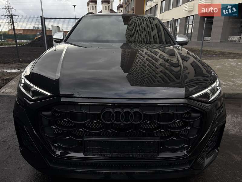 Внедорожник / Кроссовер Audi SQ8 2025 в Киеве