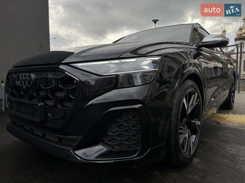 Внедорожник / Кроссовер Audi SQ8 2025 в Киеве