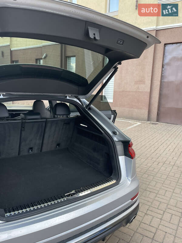 Внедорожник / Кроссовер Audi SQ8 2021 в Киеве