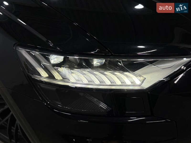 Позашляховик / Кросовер Audi SQ8 2021 в Одесі