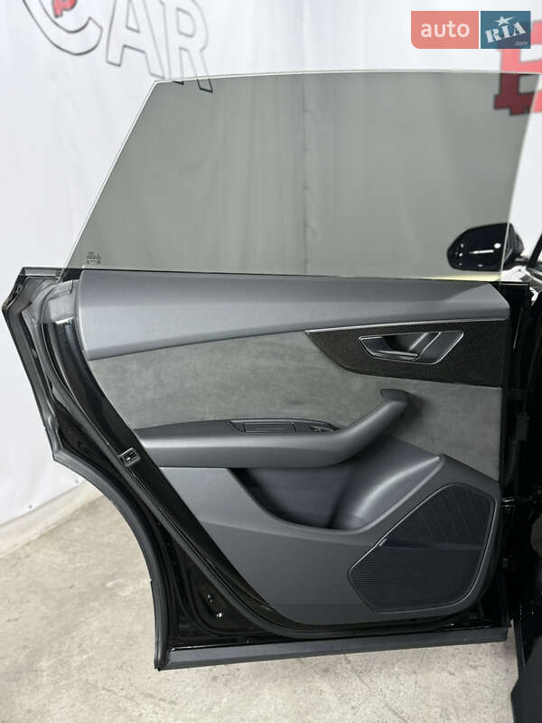 Позашляховик / Кросовер Audi SQ8 2021 в Одесі