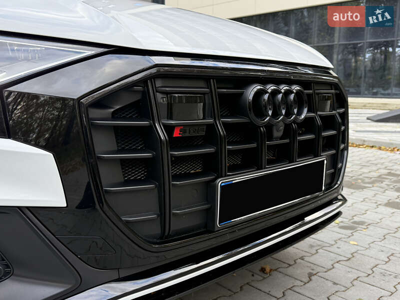 Внедорожник / Кроссовер Audi SQ8 2021 в Тернополе