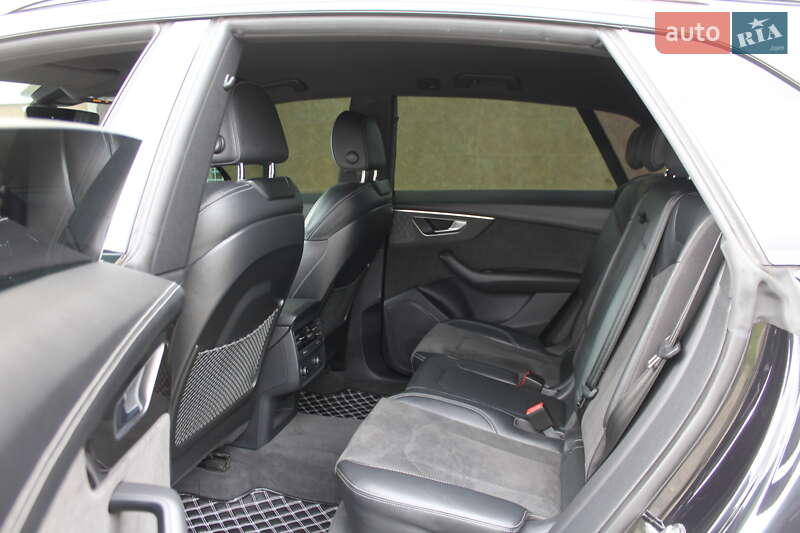 Внедорожник / Кроссовер Audi SQ8 2020 в Трускавце