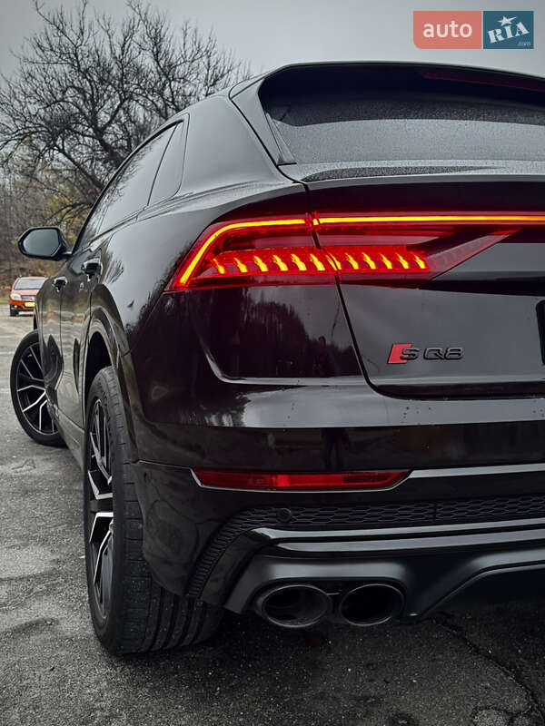Позашляховик / Кросовер Audi SQ8 2021 в Дніпрі фото 18 Позашляховик / Кросовер Audi SQ8 2021 в Дніпрі