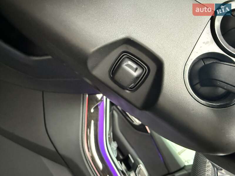 Позашляховик / Кросовер Audi SQ8 2025 в Києві фото 123 Позашляховик / Кросовер Audi SQ8 2025 в Києві