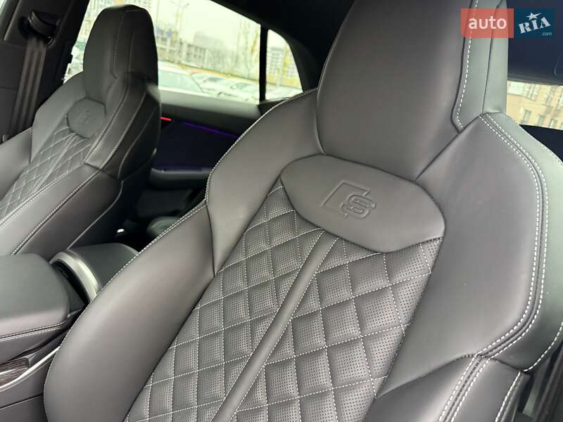 Позашляховик / Кросовер Audi SQ8 2025 в Києві фото 128 Позашляховик / Кросовер Audi SQ8 2025 в Києві
