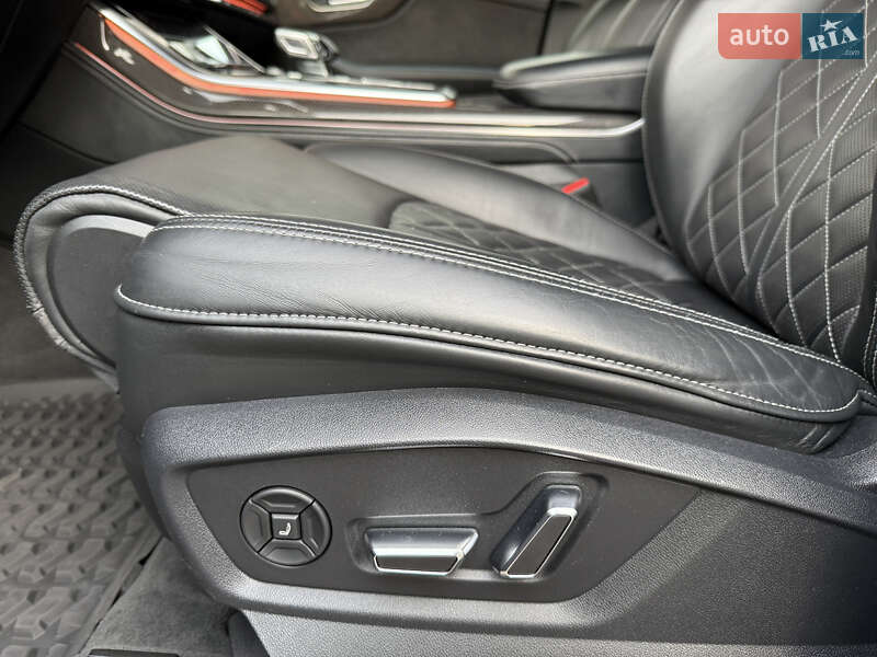 Позашляховик / Кросовер Audi SQ8 2019 в Рівному фото 83 Позашляховик / Кросовер Audi SQ8 2019 в Рівному
