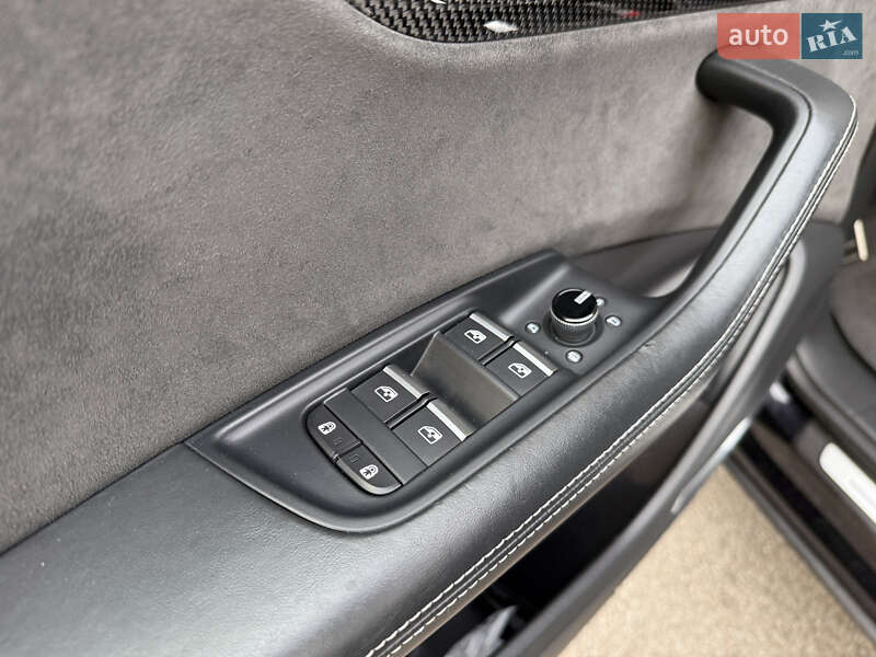 Позашляховик / Кросовер Audi SQ8 2019 в Рівному фото 102 Позашляховик / Кросовер Audi SQ8 2019 в Рівному