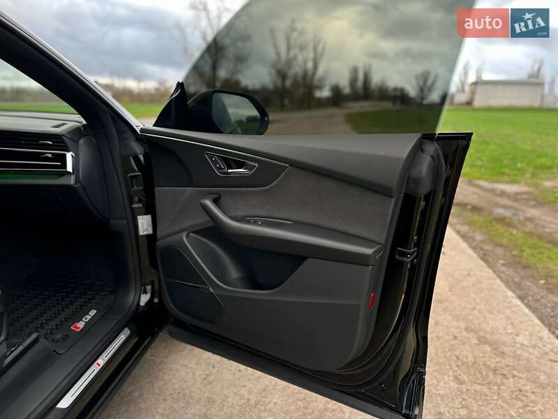 Внедорожник / Кроссовер Audi SQ8 2024 в Киеве
