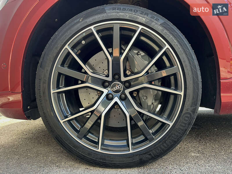 Позашляховик / Кросовер Audi SQ8 2020 в Львові