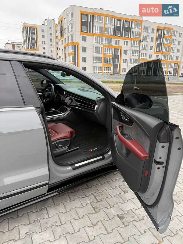 Внедорожник / Кроссовер Audi SQ8 2020 в Виннице
